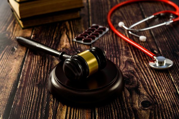 Quel est le rôle d'un avocat erreur médicale Lille ?